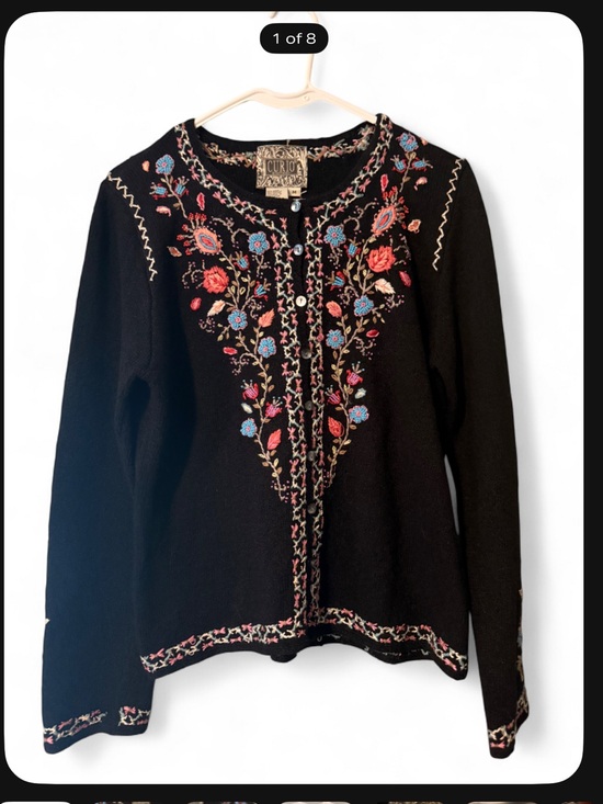curio Sweaters - Curio black embroidered cardigan sz M